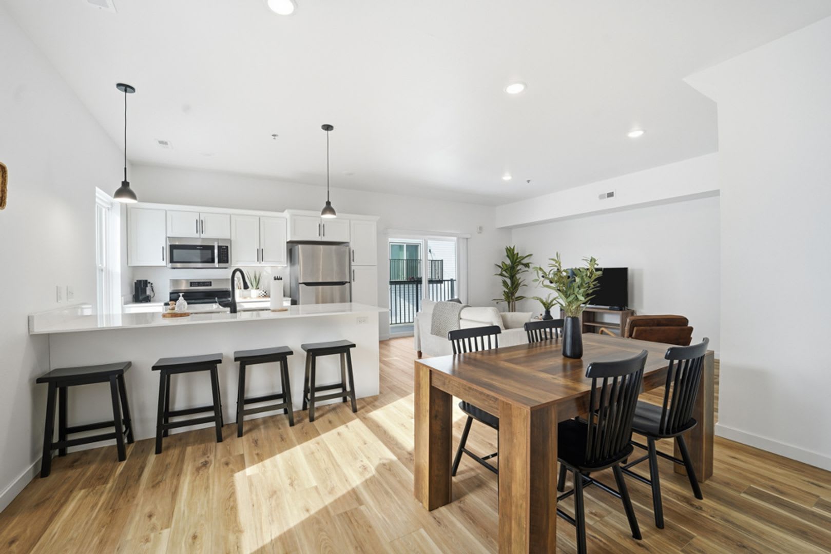 Twin Oaks Apartments West – photo 3