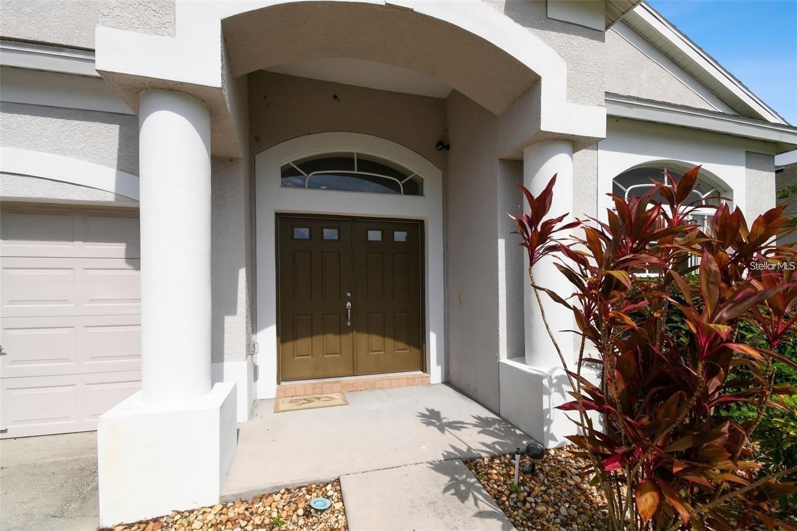 7346 CRESCENT PALM Drive – photo 4