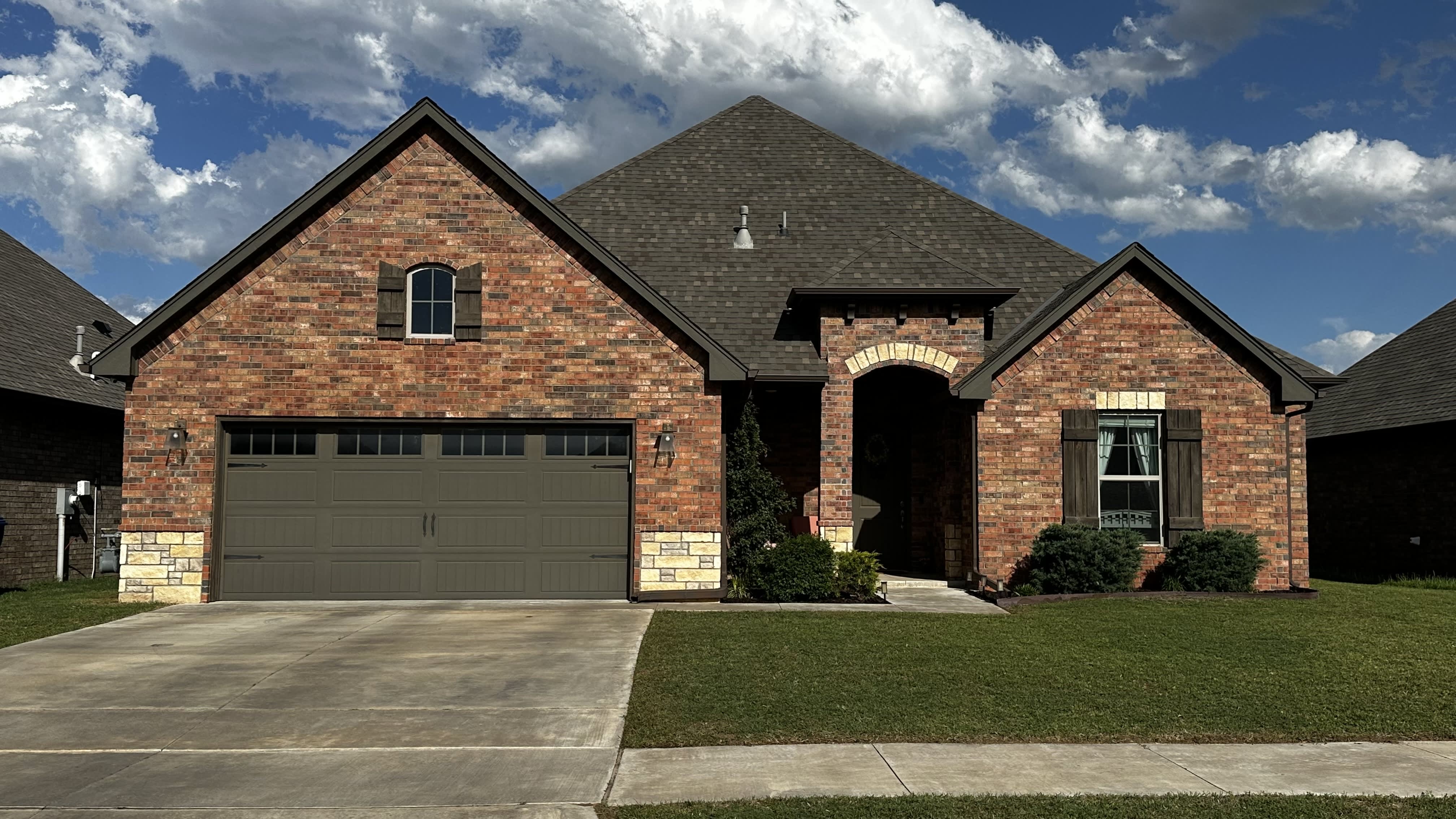 923 Stonebridge Vlg Dr – photo 1