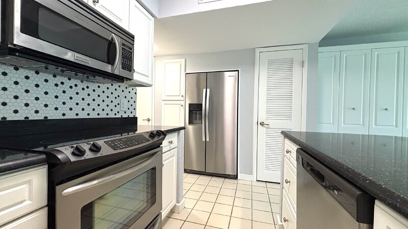 1437 North Atlantic Avenue – photo 4
