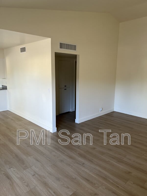 10 West Concorda Drive – photo 4
