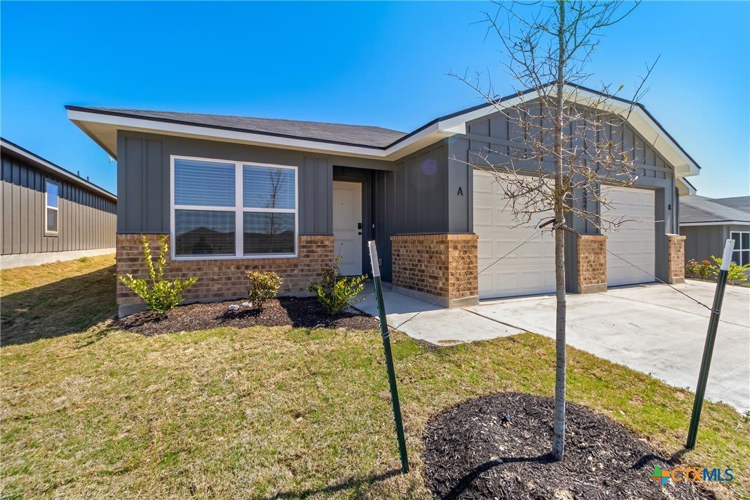 1223 Concord Drive – photo 2