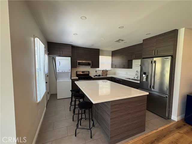 6529 Aura Avenue – photo 2