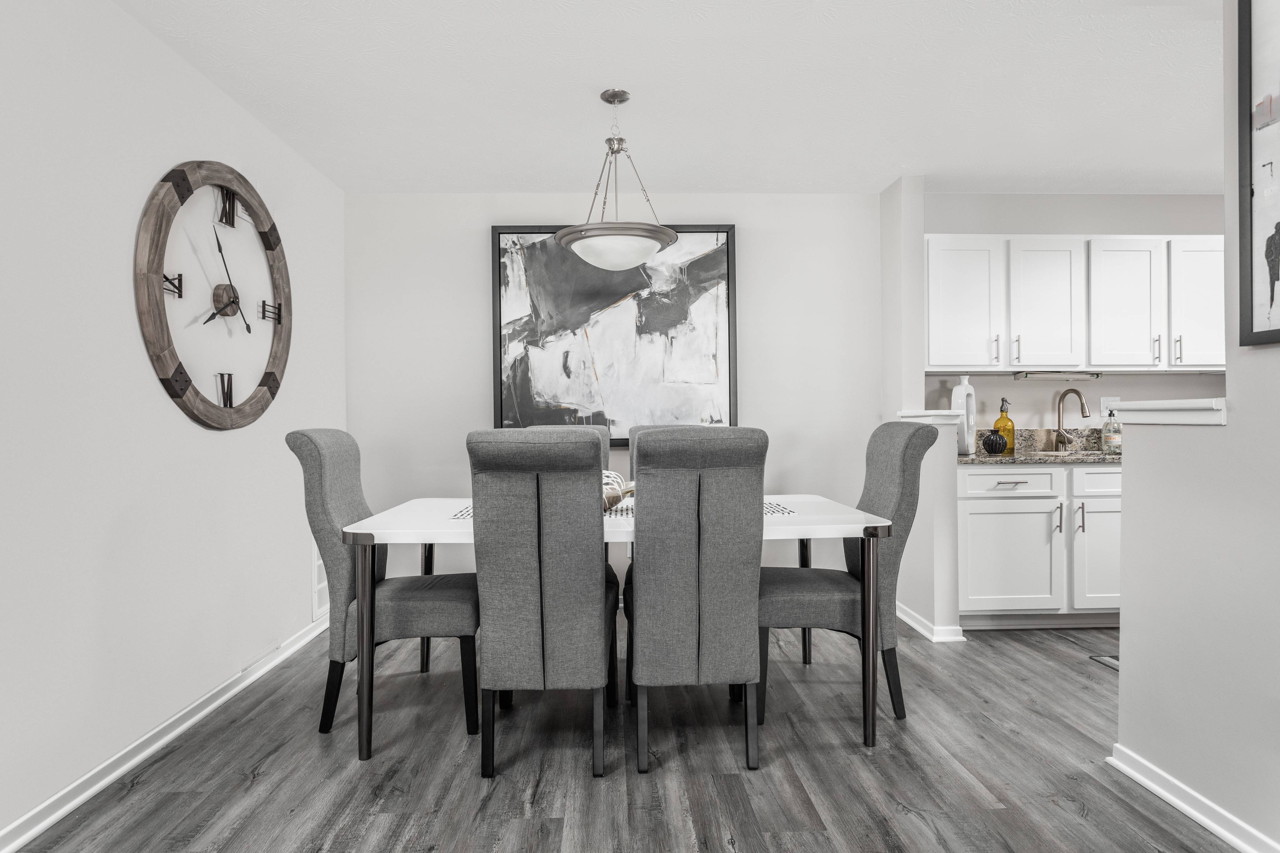 The Pointe at Canyon Ridge Apartments – photo 5