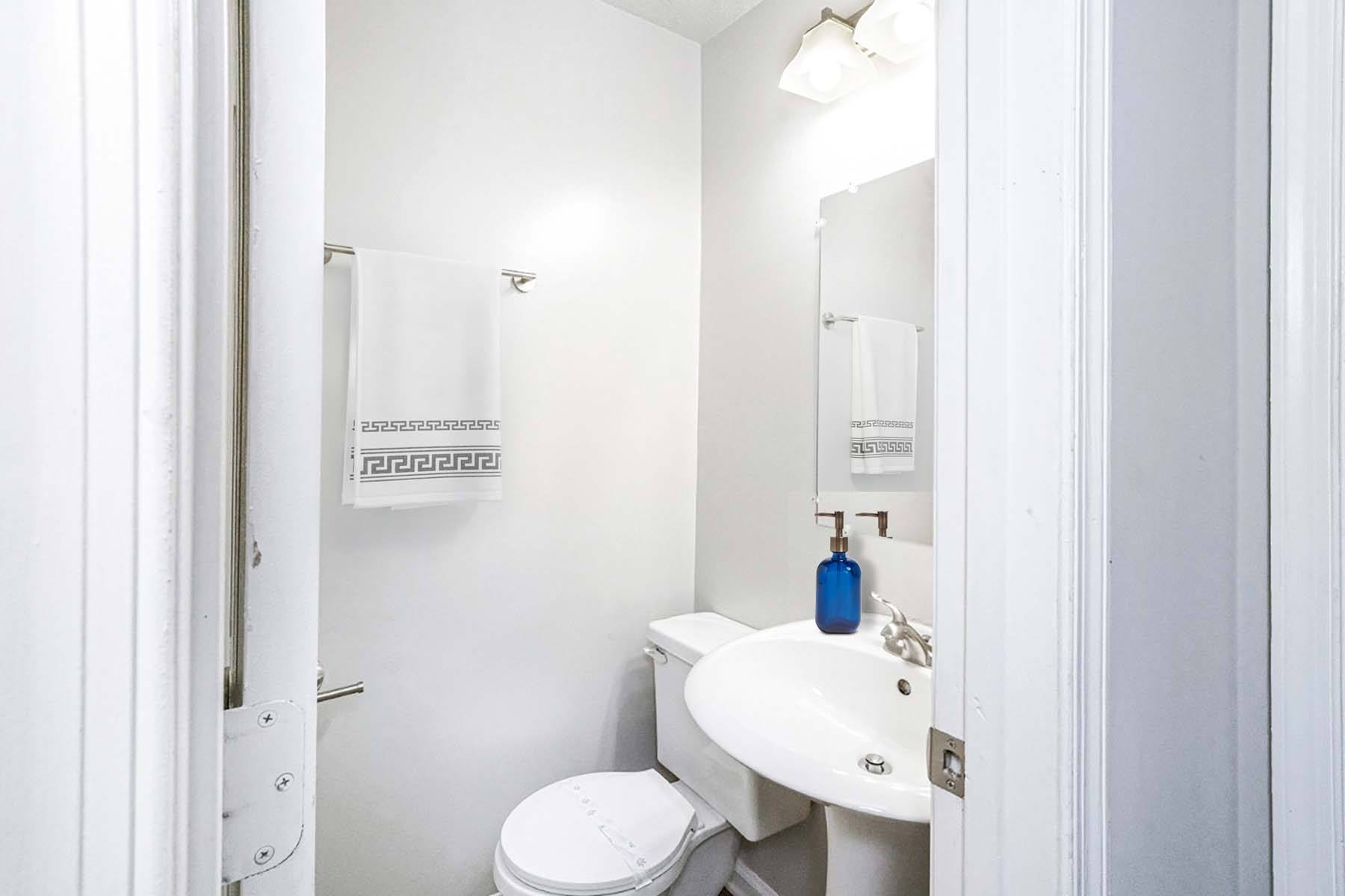 Hyde Park Townhomes – photo 5