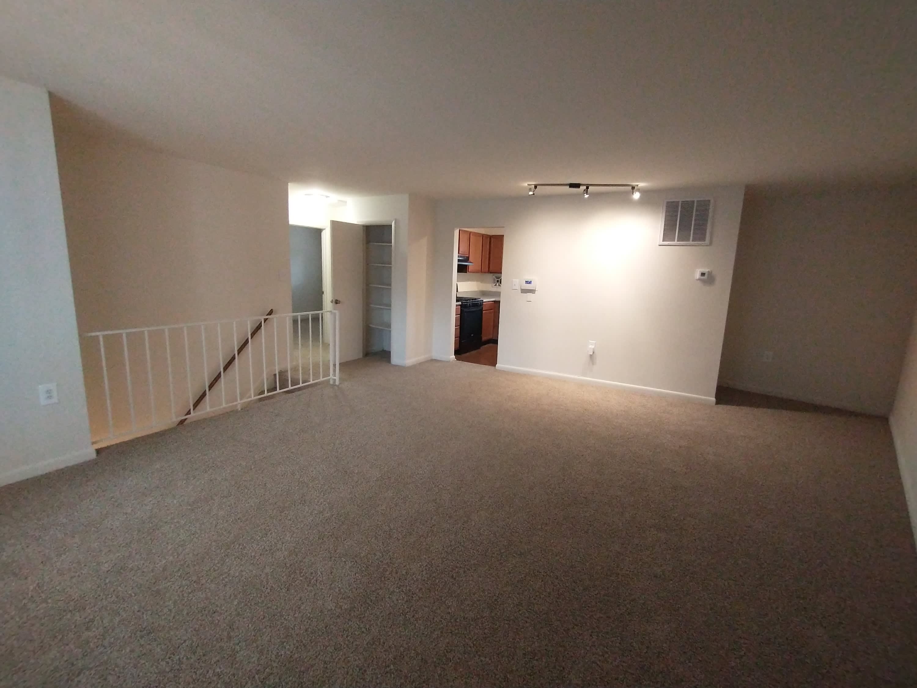 6116 Northwood Driveapt B – photo 5