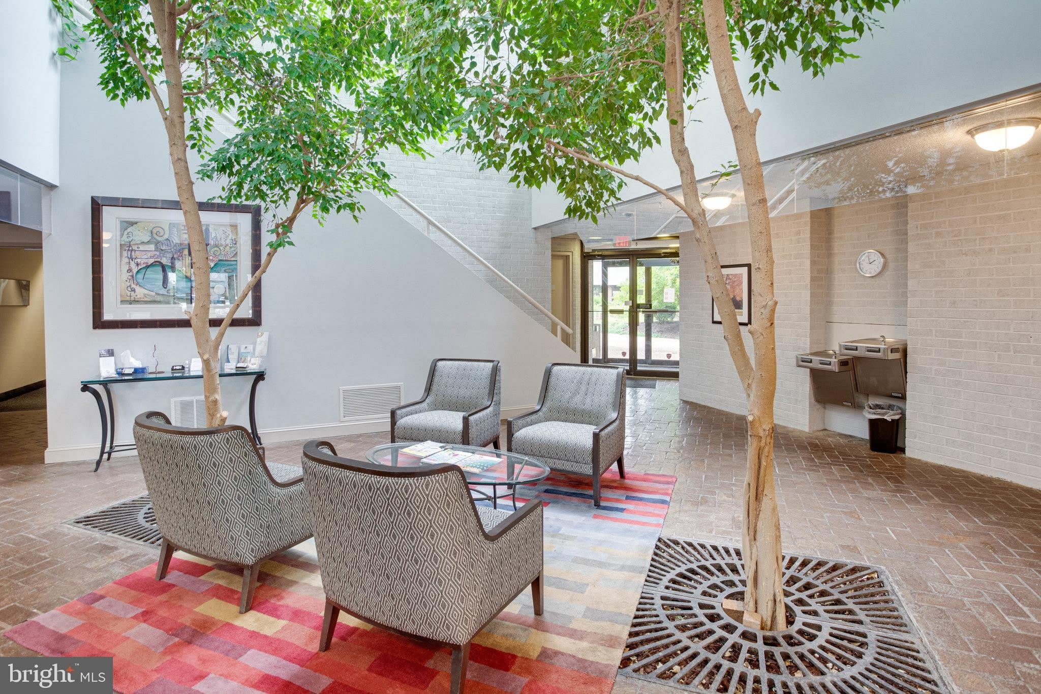 5641 Burke Centre – photo 2