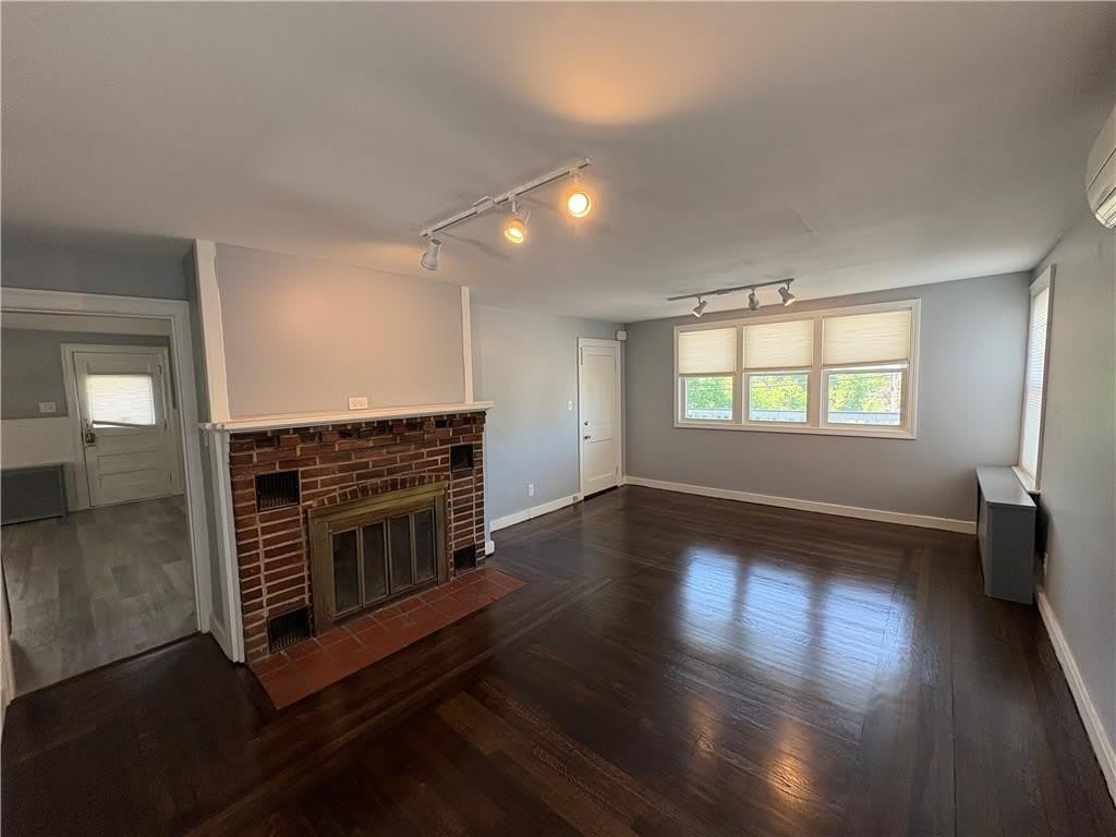 968 Elm Street – photo 5