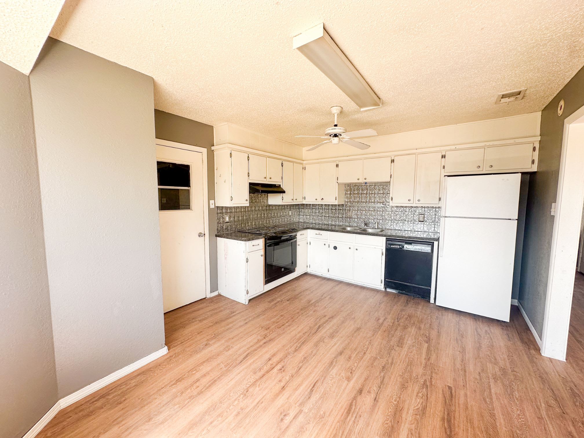 5303 23rd St – photo 3