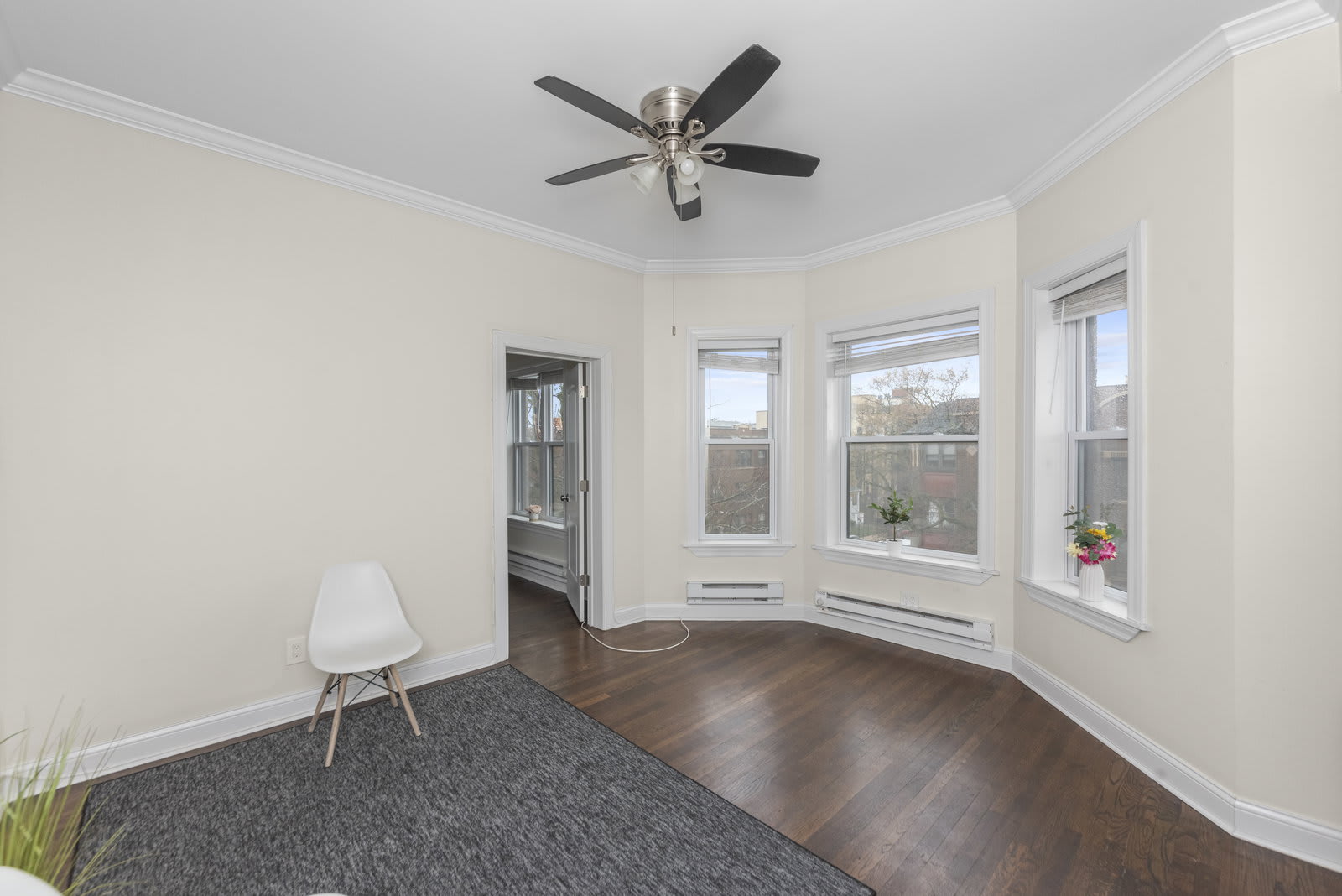 917 West Waveland Avenue – photo 4