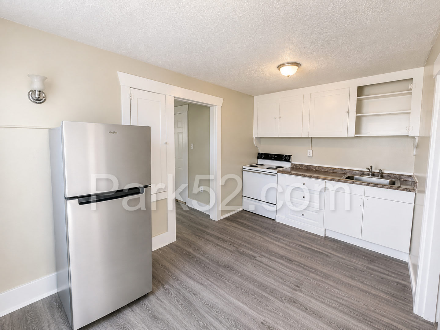 2Nd Floor Indoor Cat Friendly Tacoma Area 1 Bedroom Apartment – photo 5