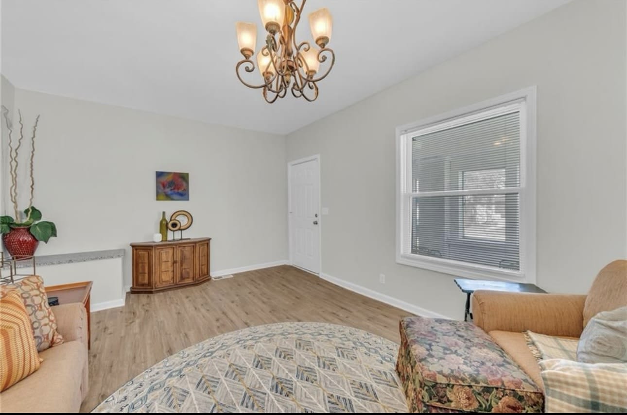 2942 Wayne Ave – photo 3