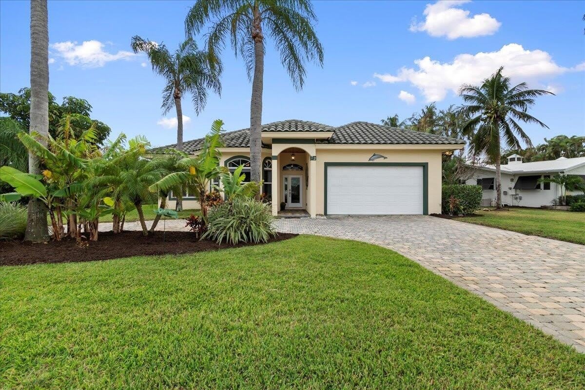 72 Waterway Road – photo 2