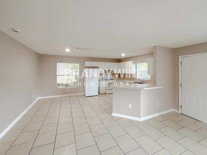 2900 6th Avenue South – photo 4