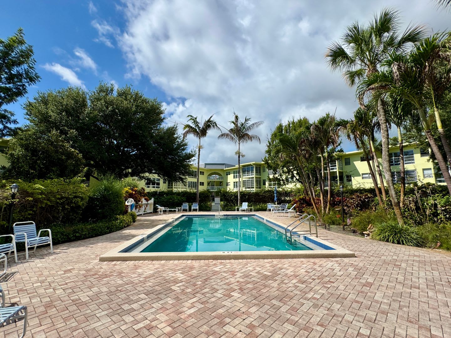 Fully Furnished 2 Bedroom/ 2 Bath with tranquil garden views in 55+ Community – photo 2
