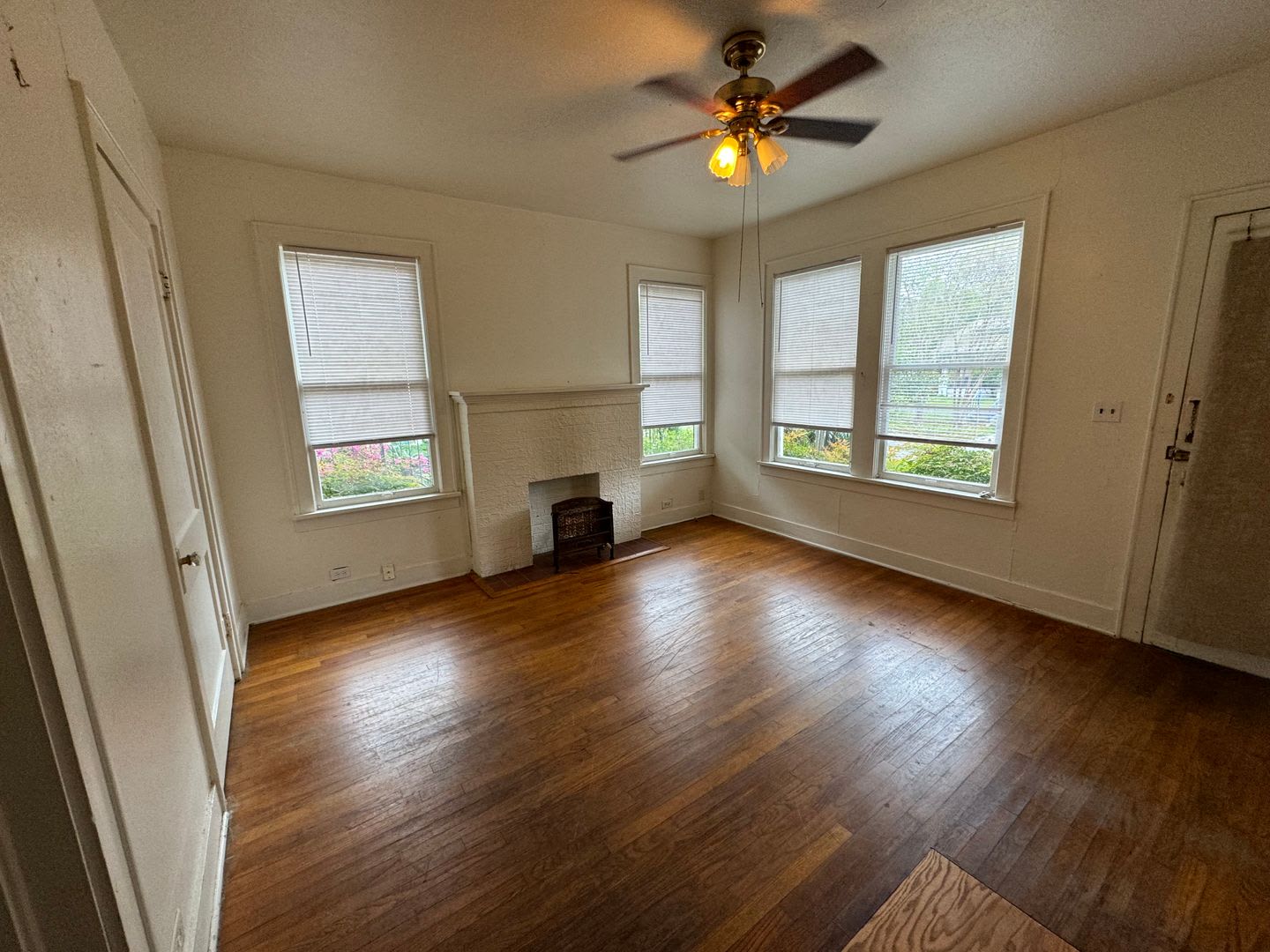 Charming 1 Bedroom Apartment in Highland – photo 4
