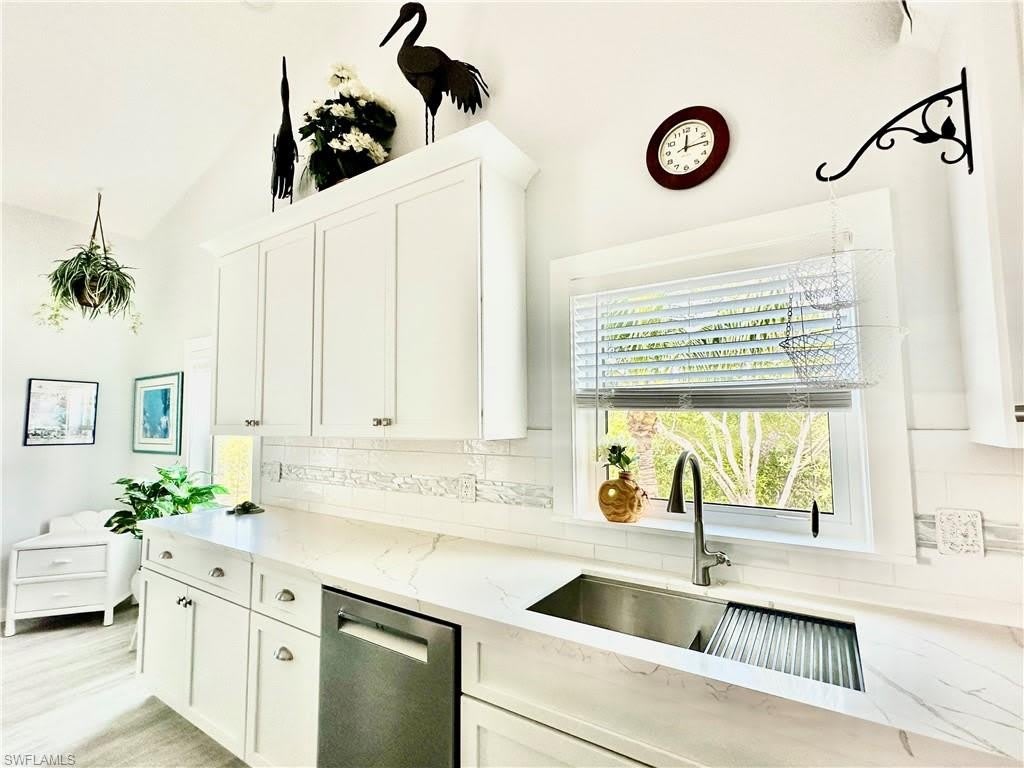 3770 Park Ave W – photo 4