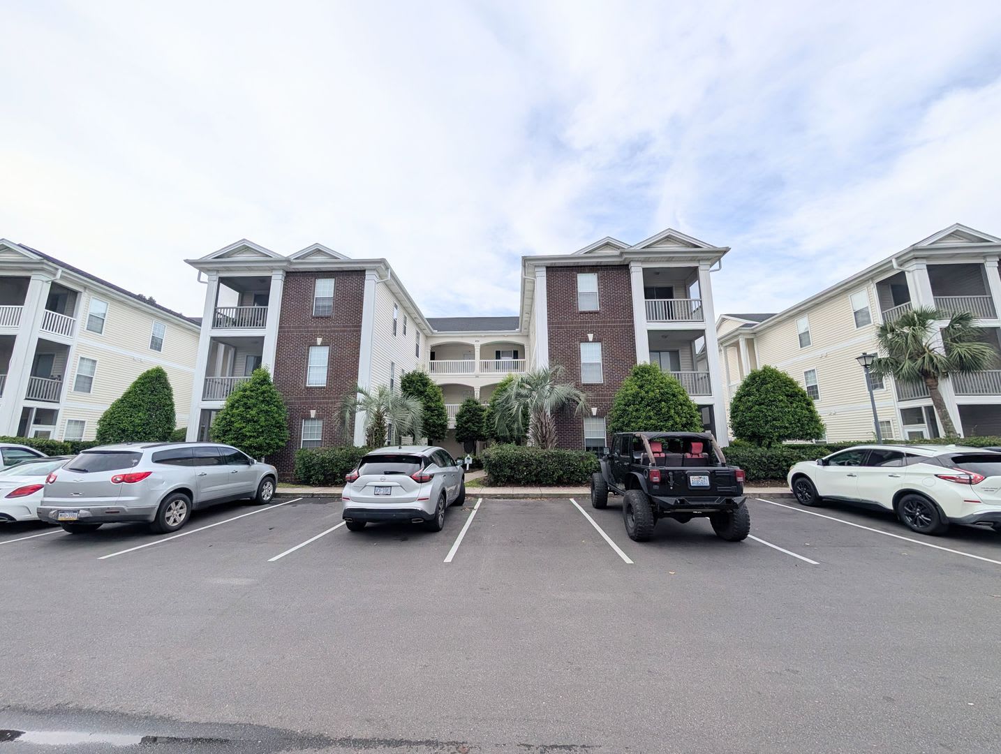 Ground Floor River Oaks Condo – photo 1