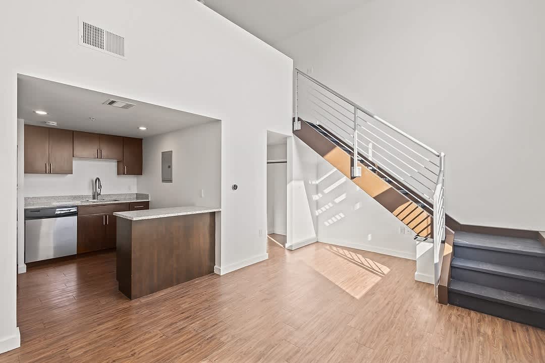 Emerson Lofts – photo 3