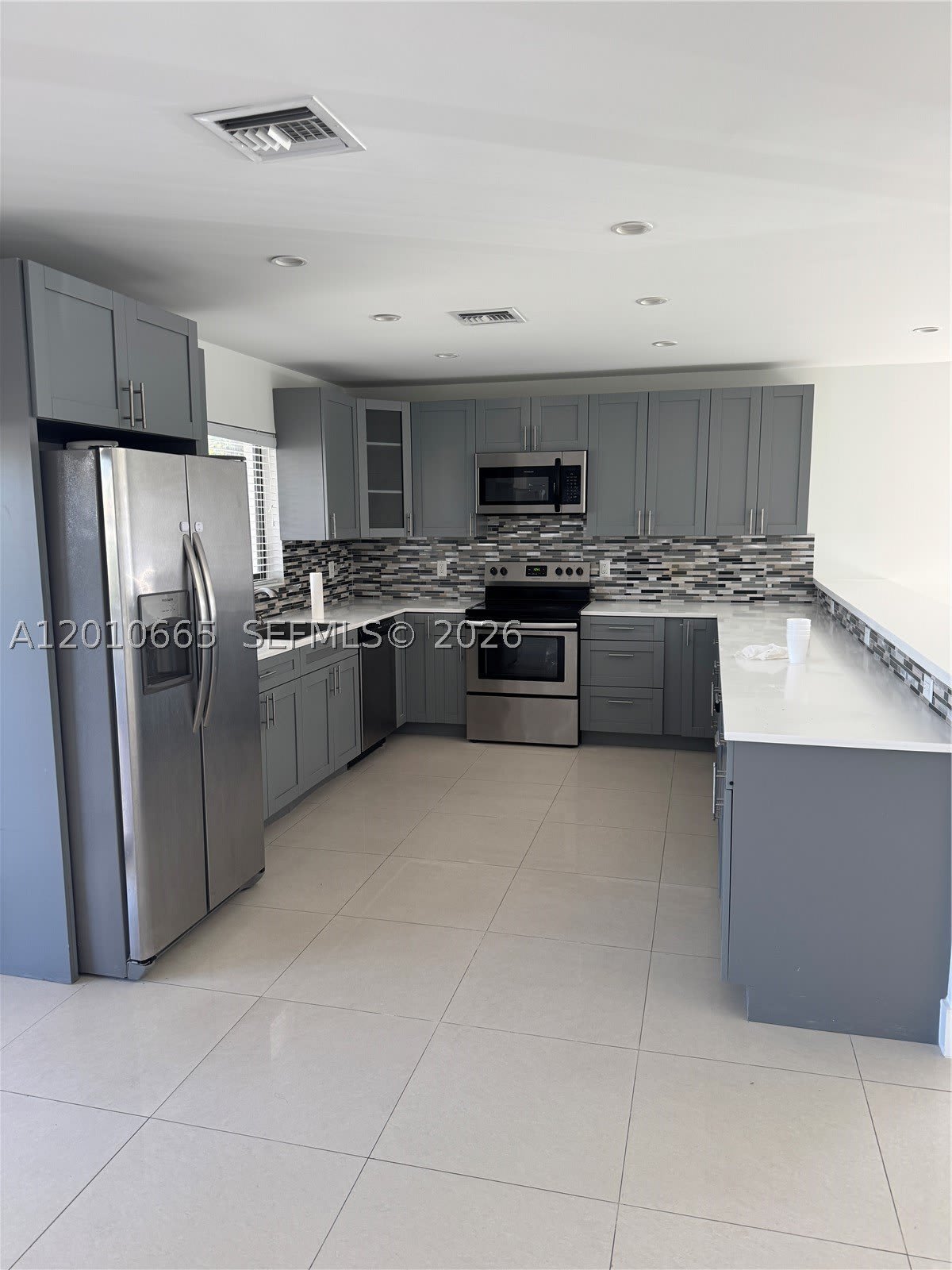 3155 SW 132nd Ave – photo 4