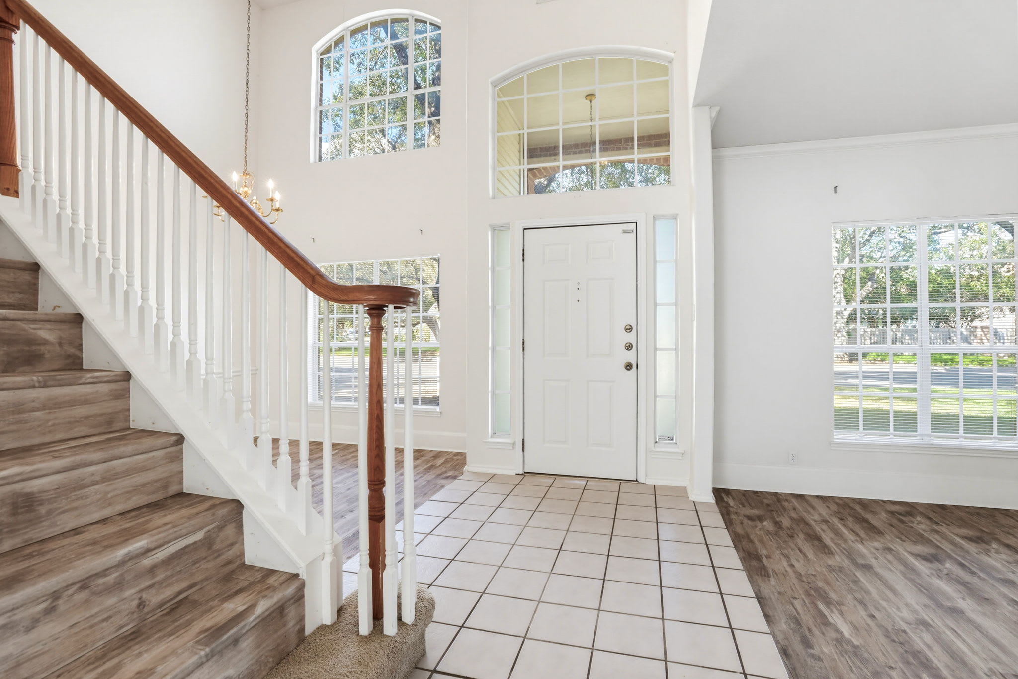 2410 Burning Trail Street – photo 4