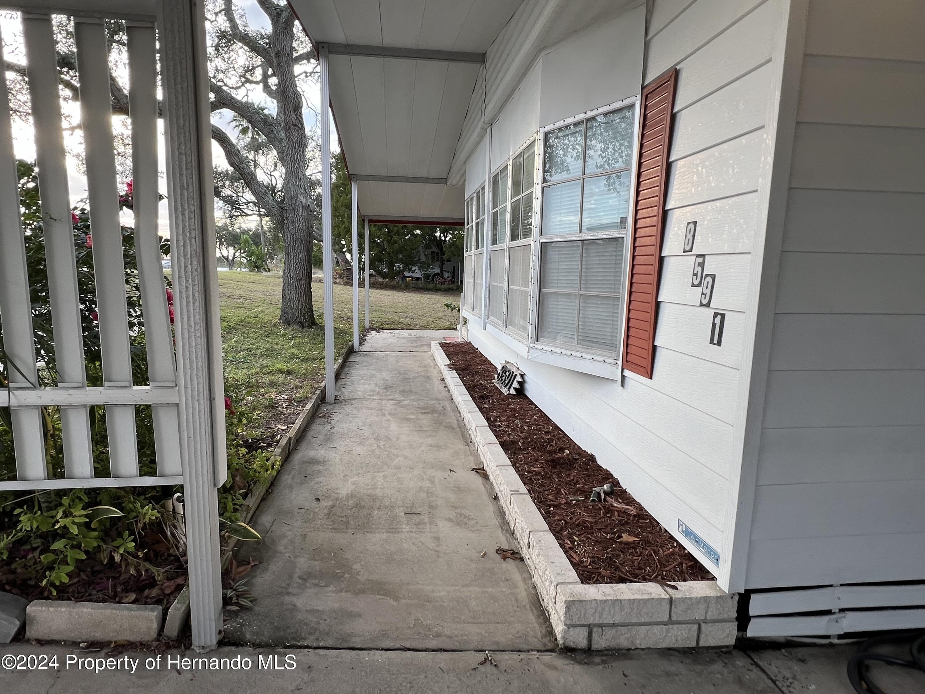8591 Highpoint Boulevard – photo 3