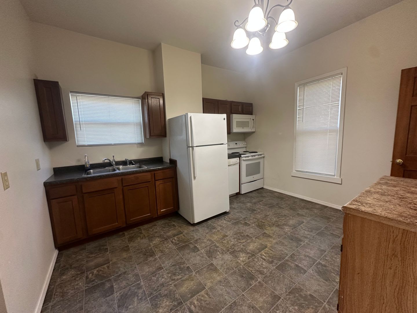 3-Bedroom Home near Downtown Bloomington! – photo 5