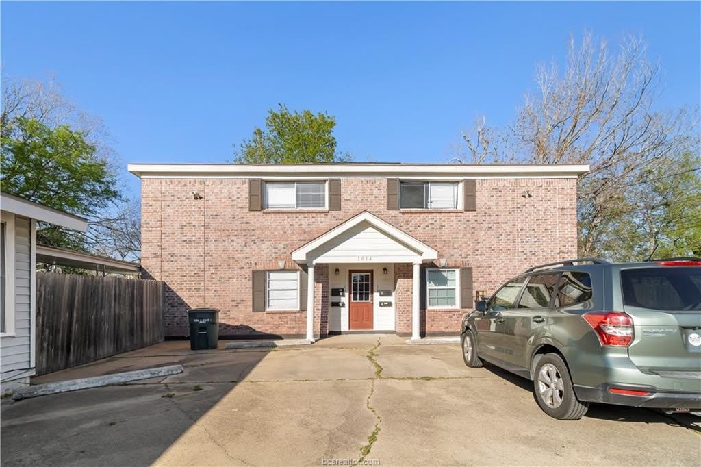 1014 E 23Rd Street – photo 1