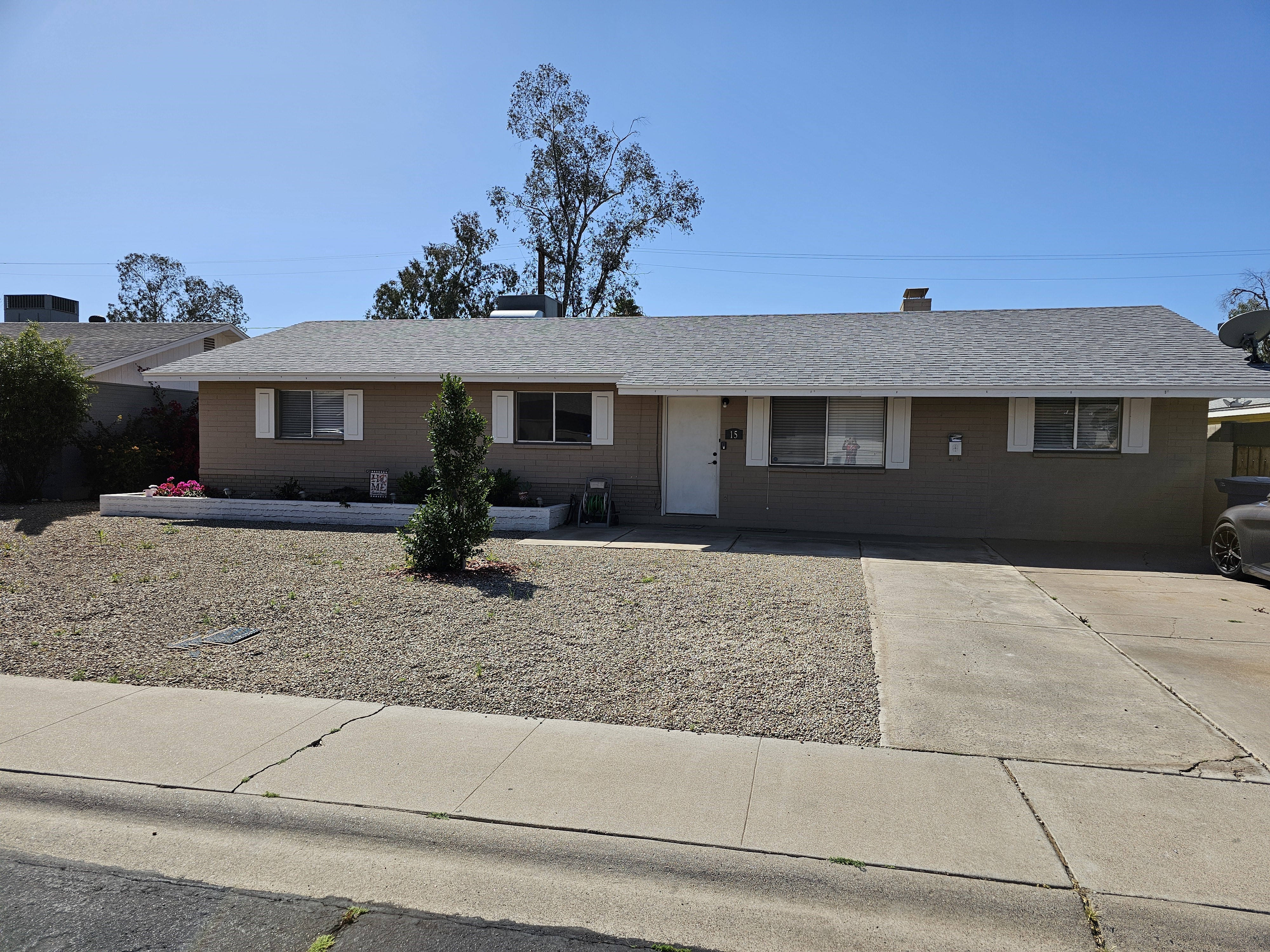 15 W Geneva Dr – photo 2