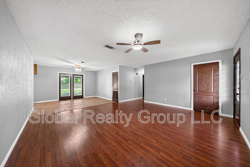 138 Bobolink Dr – photo 5