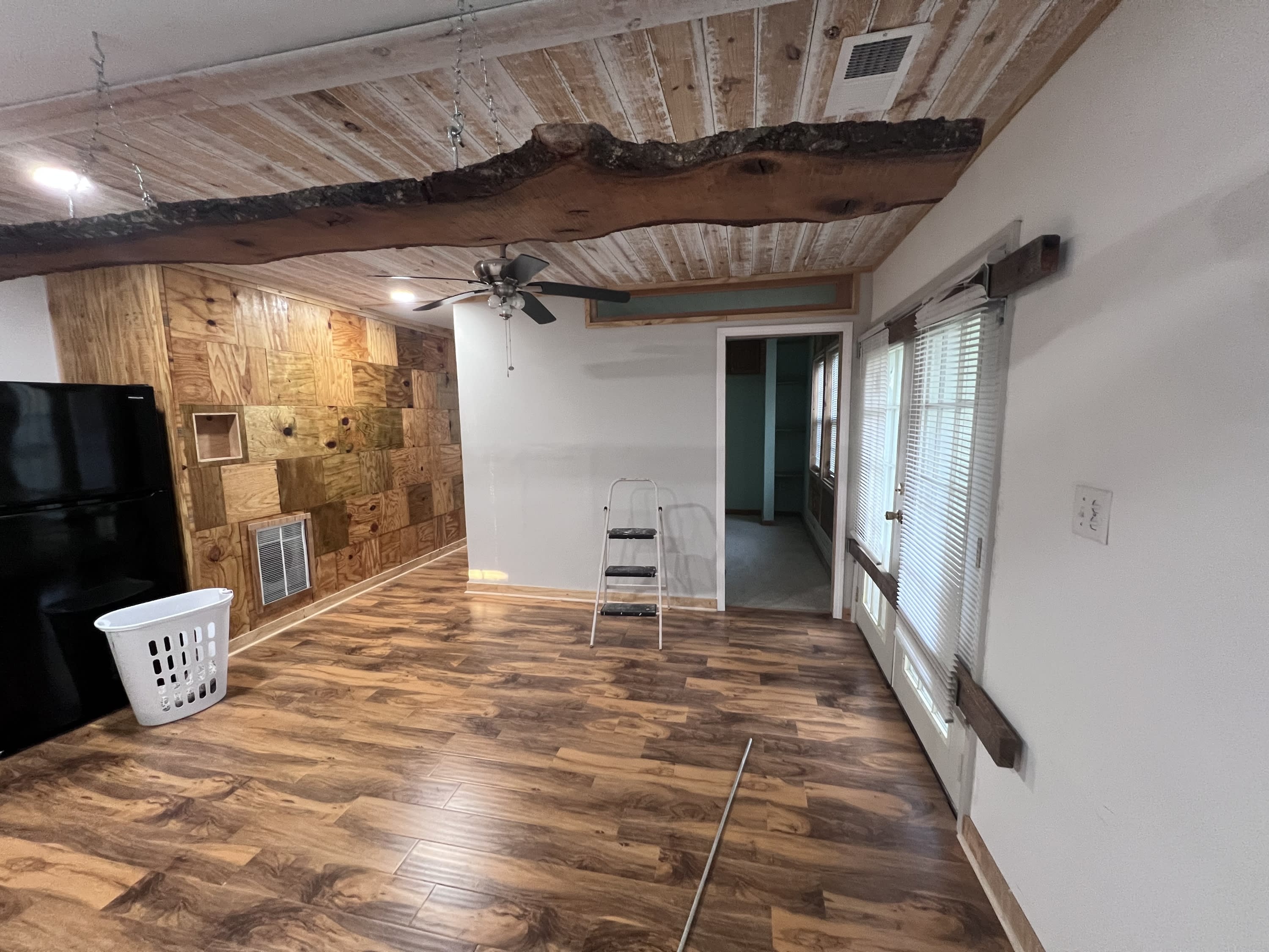 2040 Cambridge Avenue – photo 2