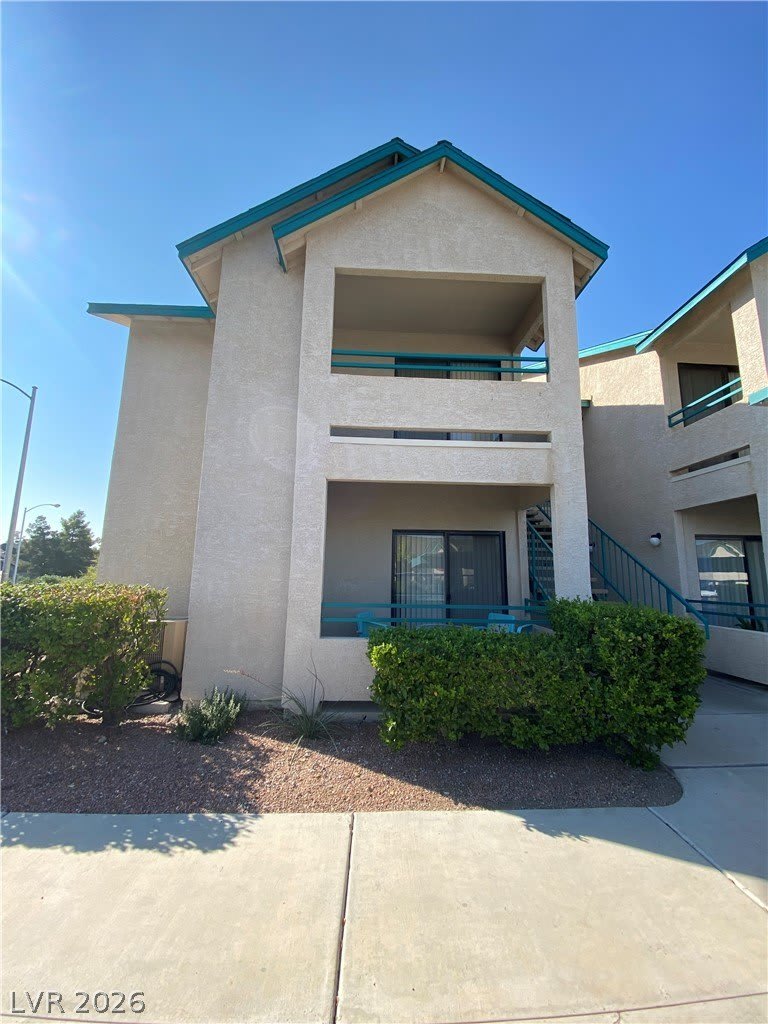 5271 Lindell Road – photo 1