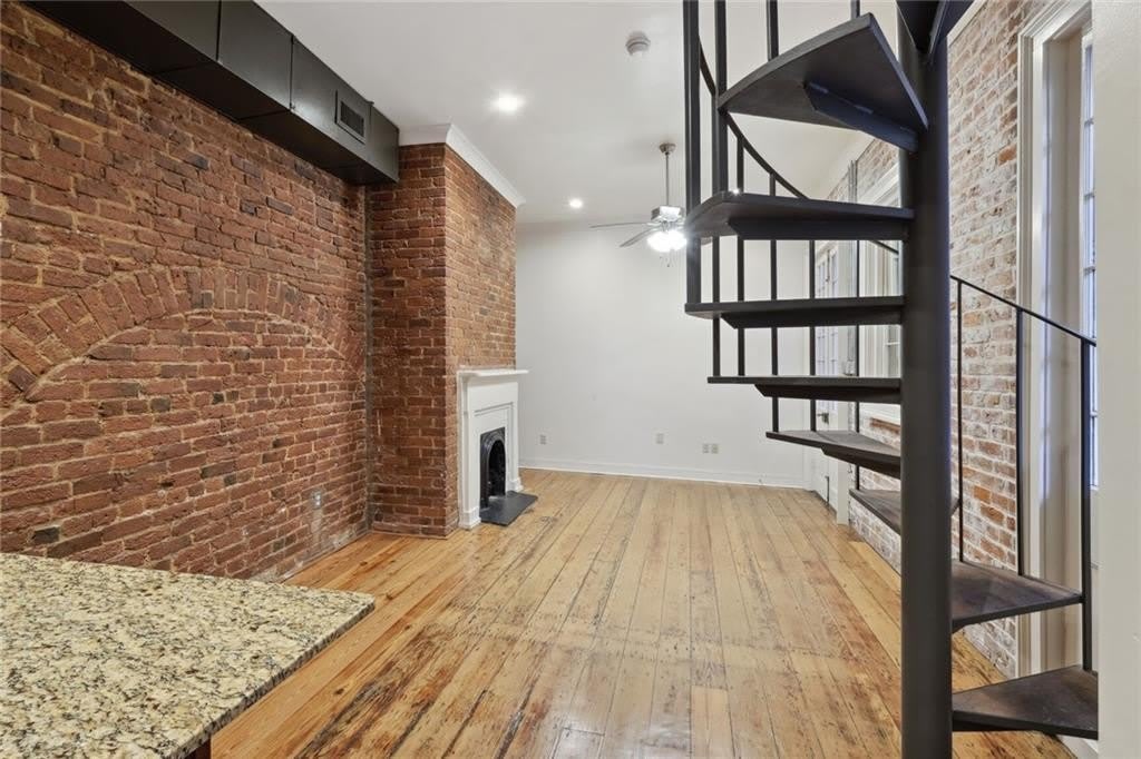 526 Royal Street 4 – photo 5