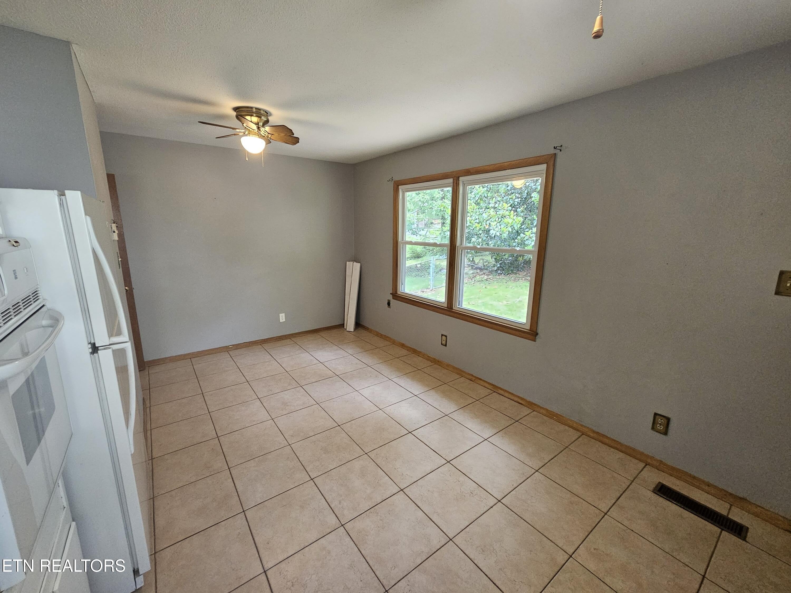 1725 S Forest Drive – photo 3