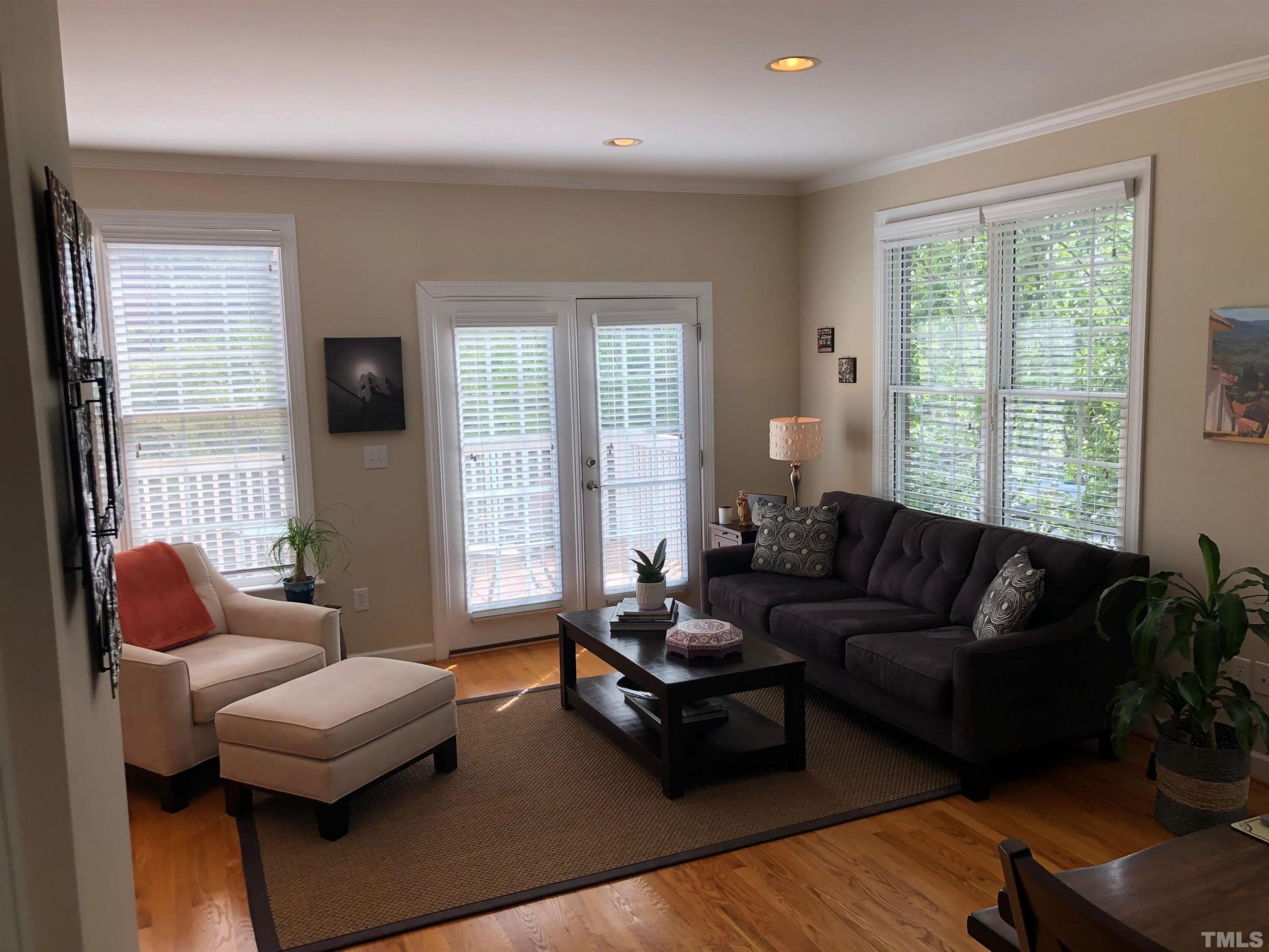 211 Brookgreen Drive – photo 2