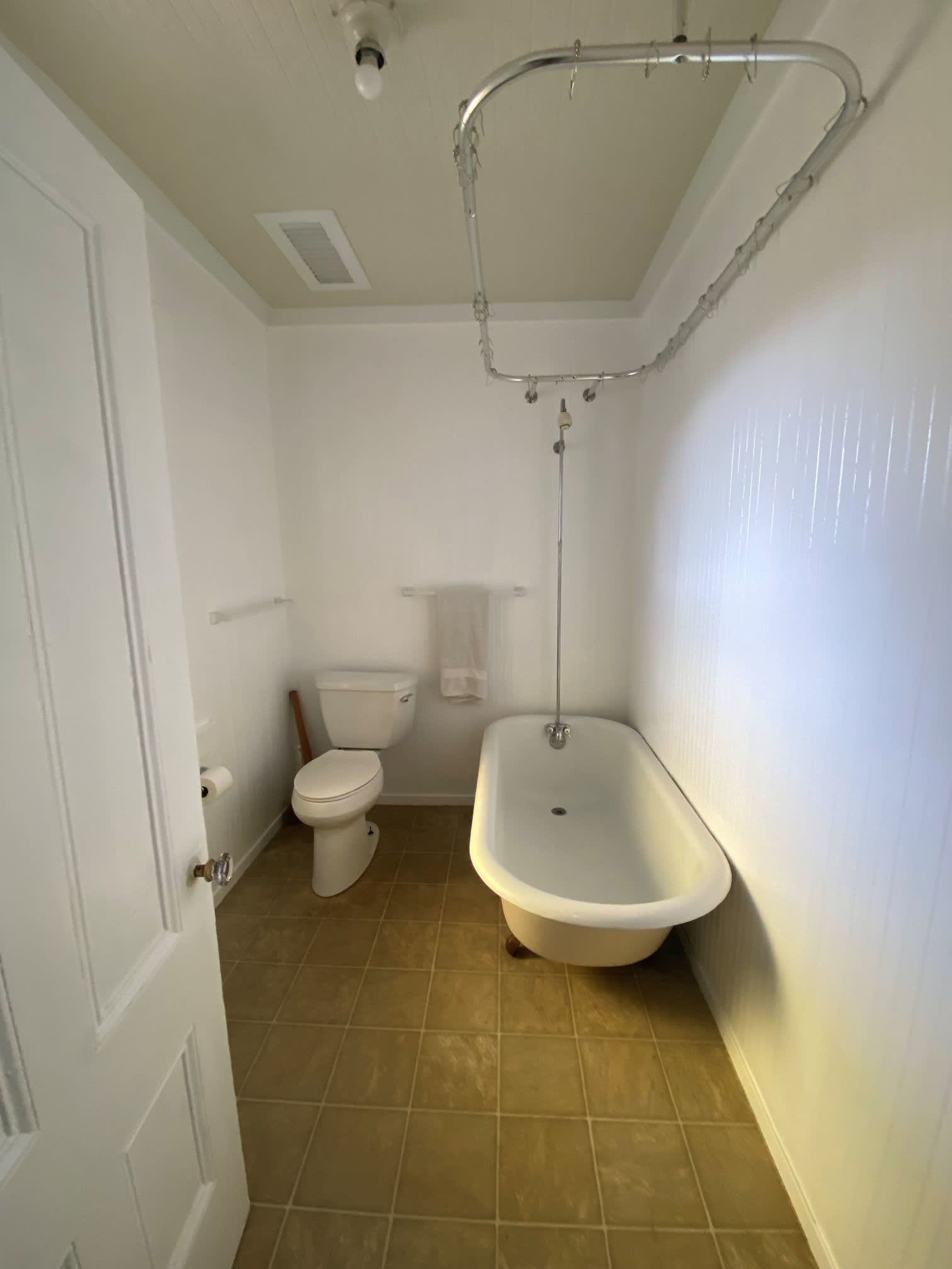 211 Plateau Ave – photo 5