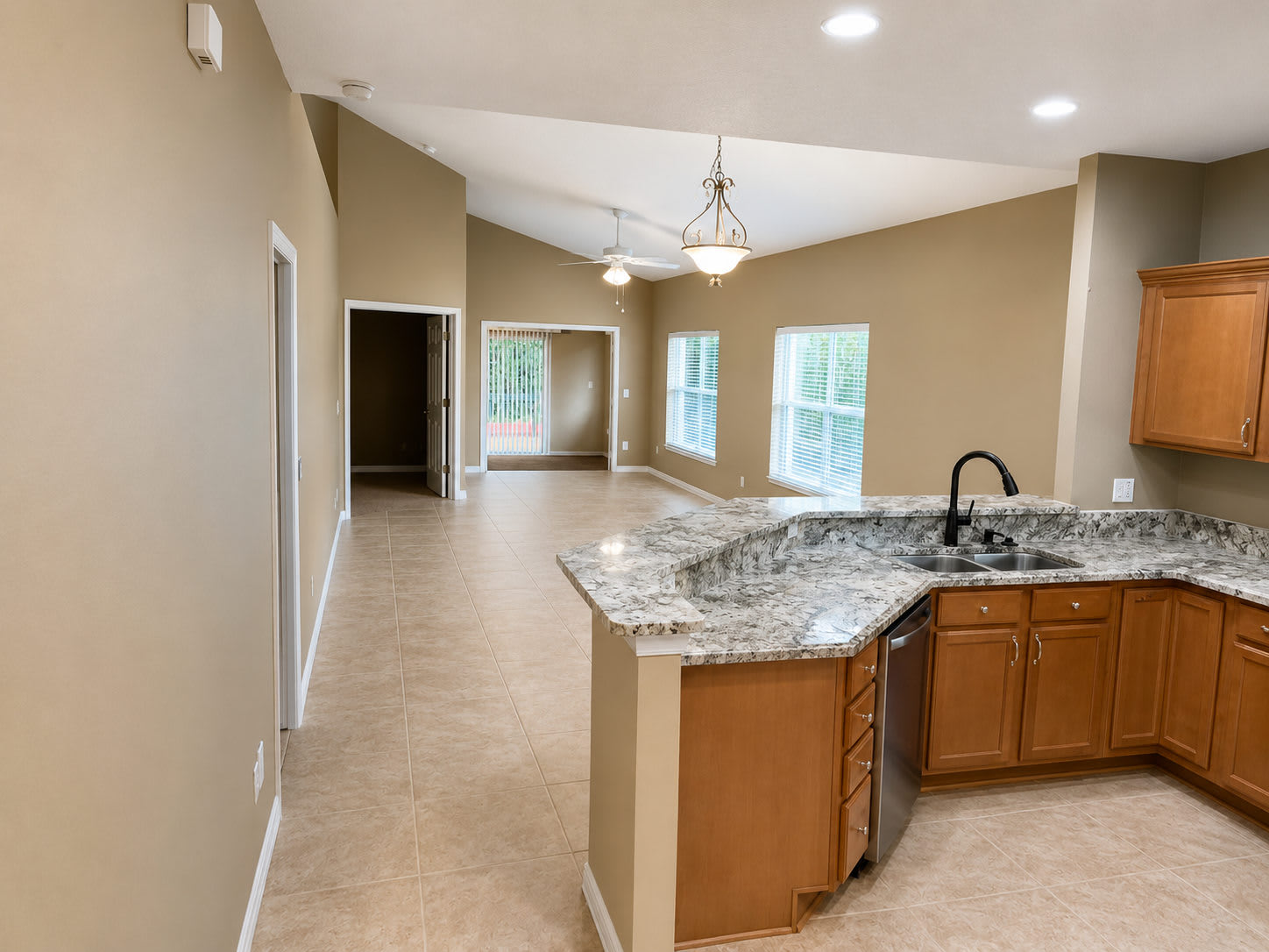 8007 Saint Andrews Way – photo 4