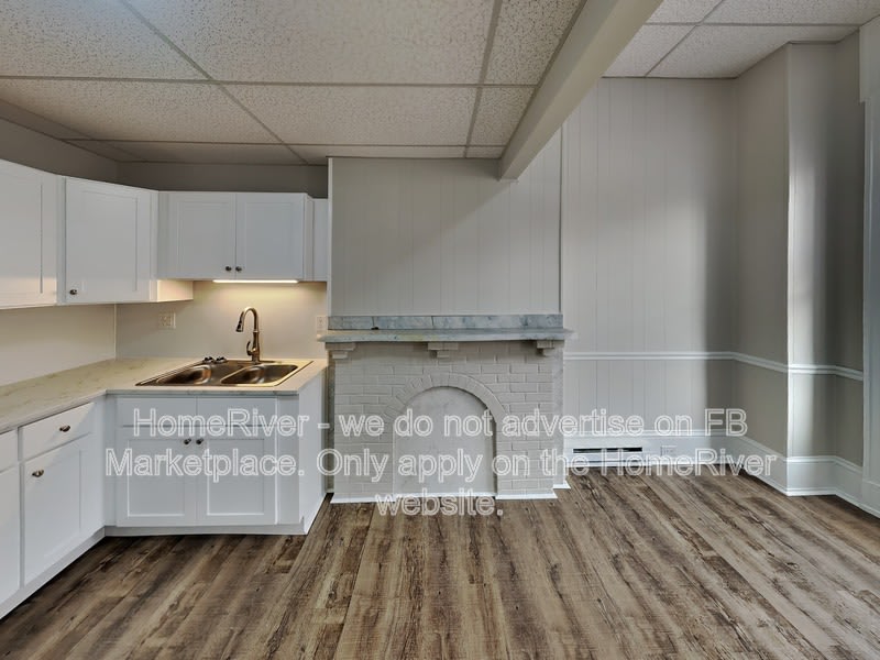 118 S Hanover St – photo 3