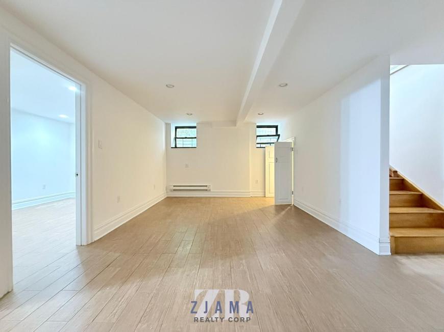 315 Lincoln Place – photo 3
