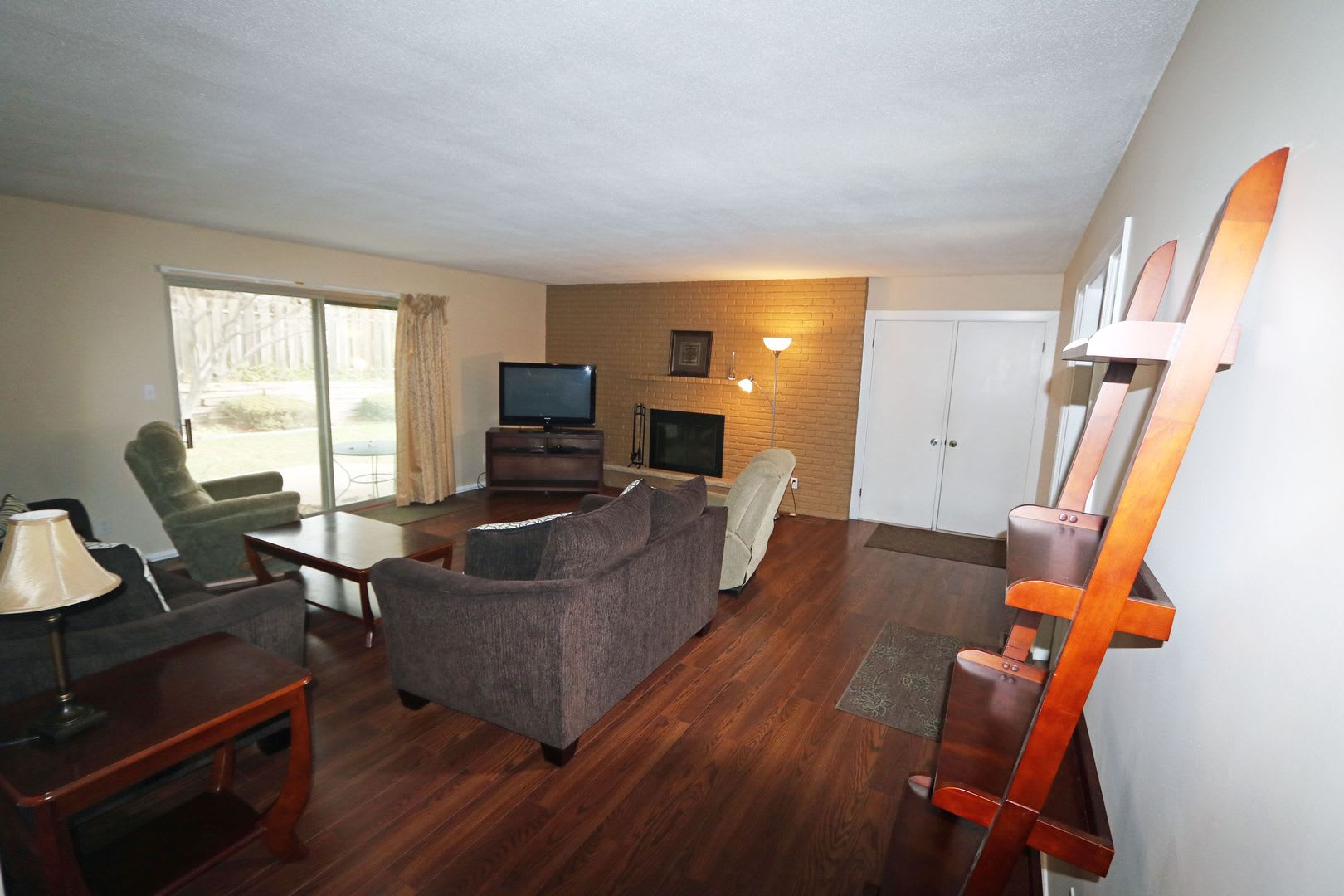 3-bedroom, 3 bathroom furnished home in Saint Joseph – photo 4