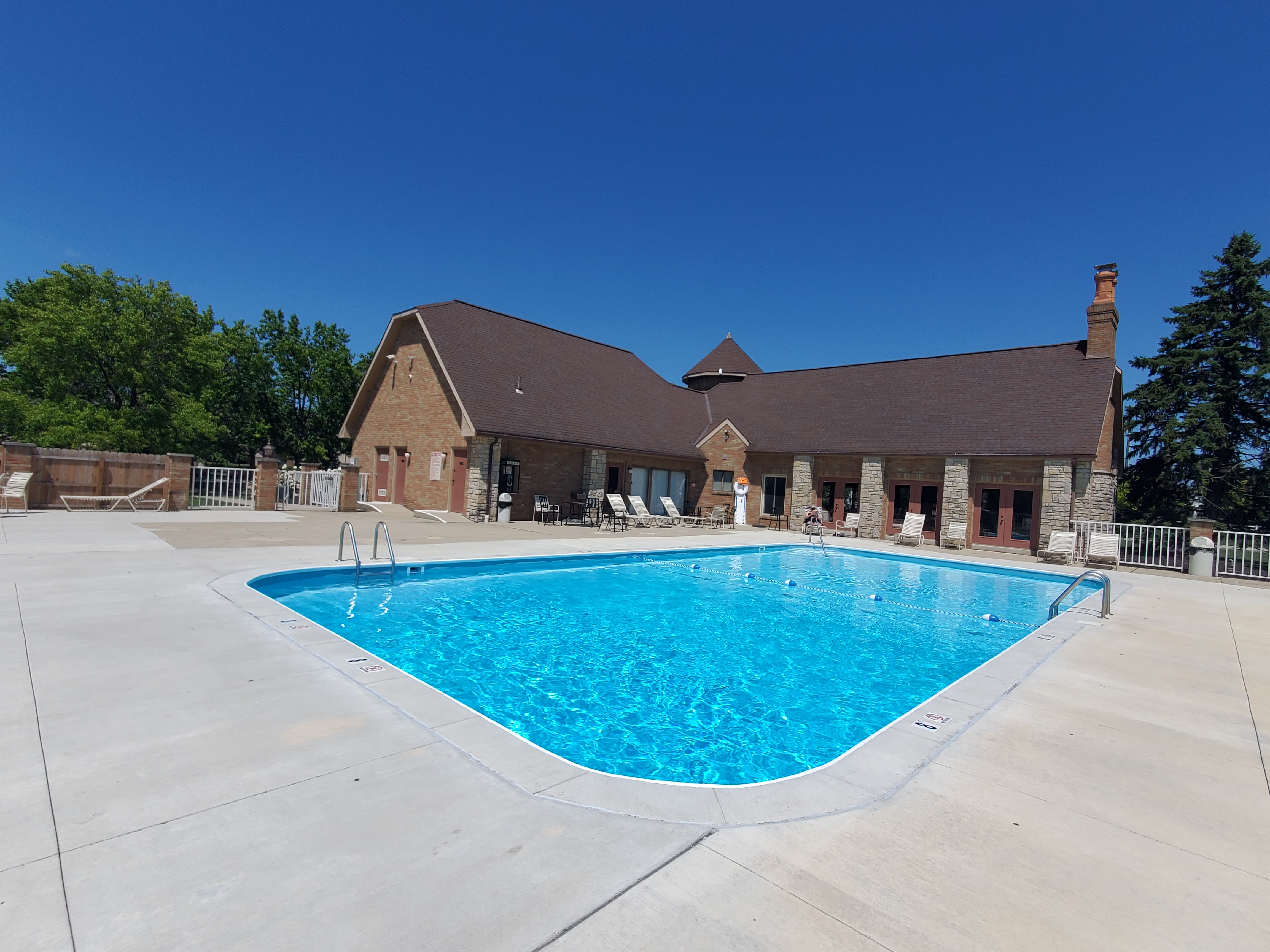 2269 Hedgerow Road – photo 3