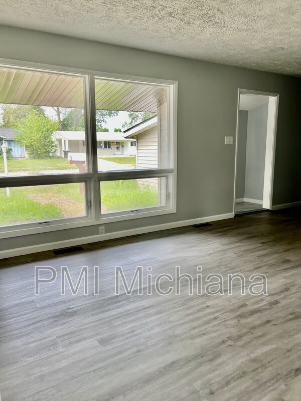 3110 Voll Lane – photo 5