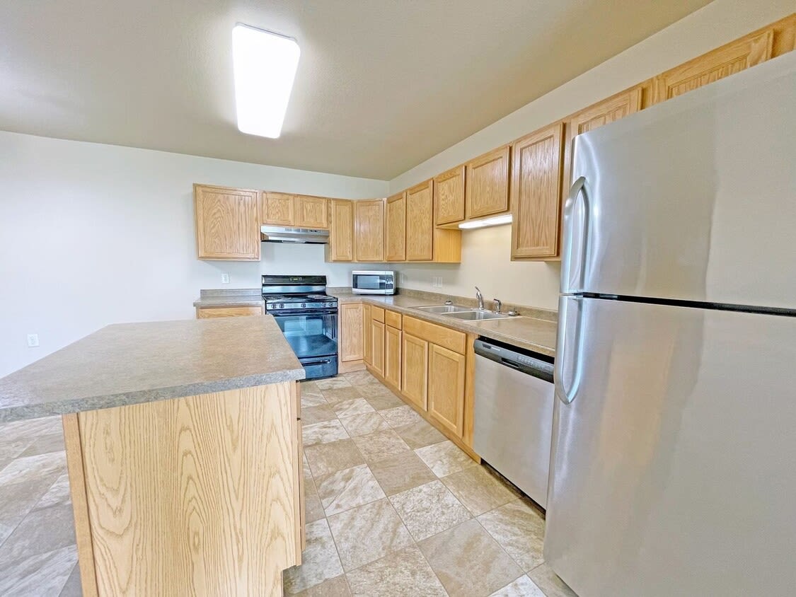 Northern Plains Apartments – photo 3