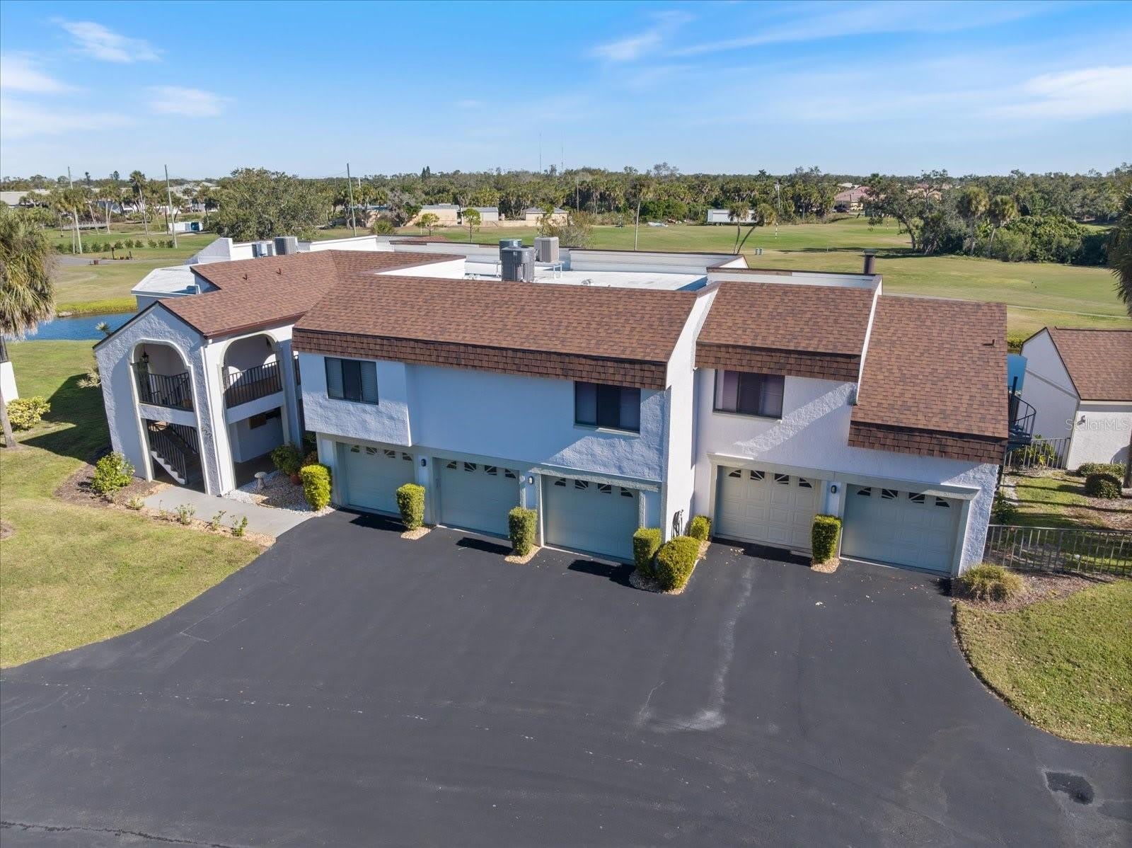 822 CAPRI ISLES Boulevard – photo 3