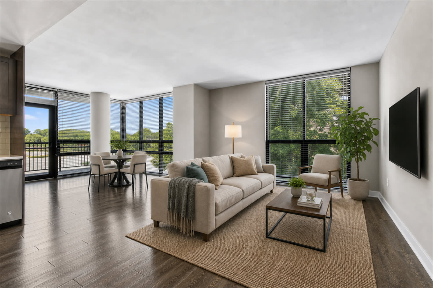 Lakehouse – photo 2