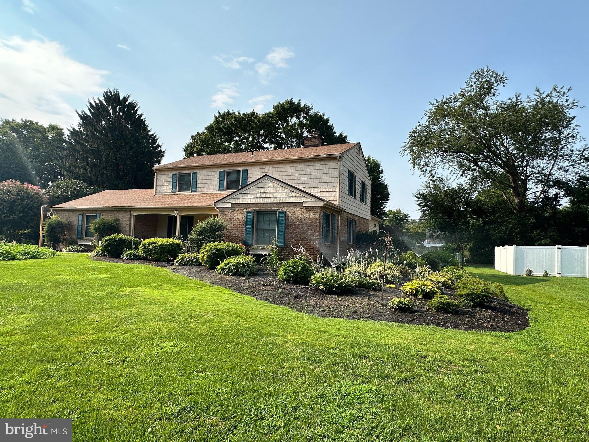 56 CANDLEWICK Drive – photo 1