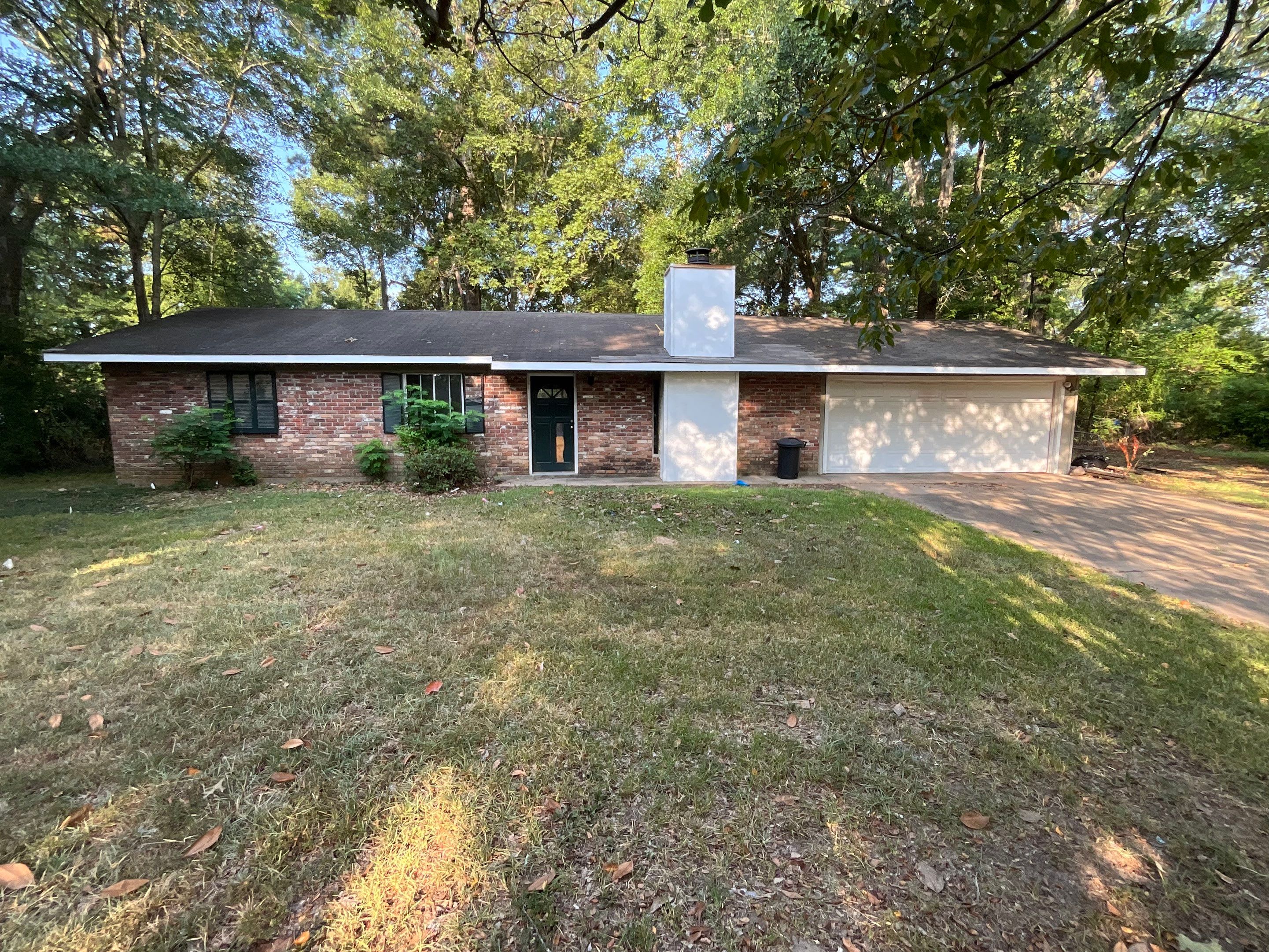 131 Estates Court – photo 2