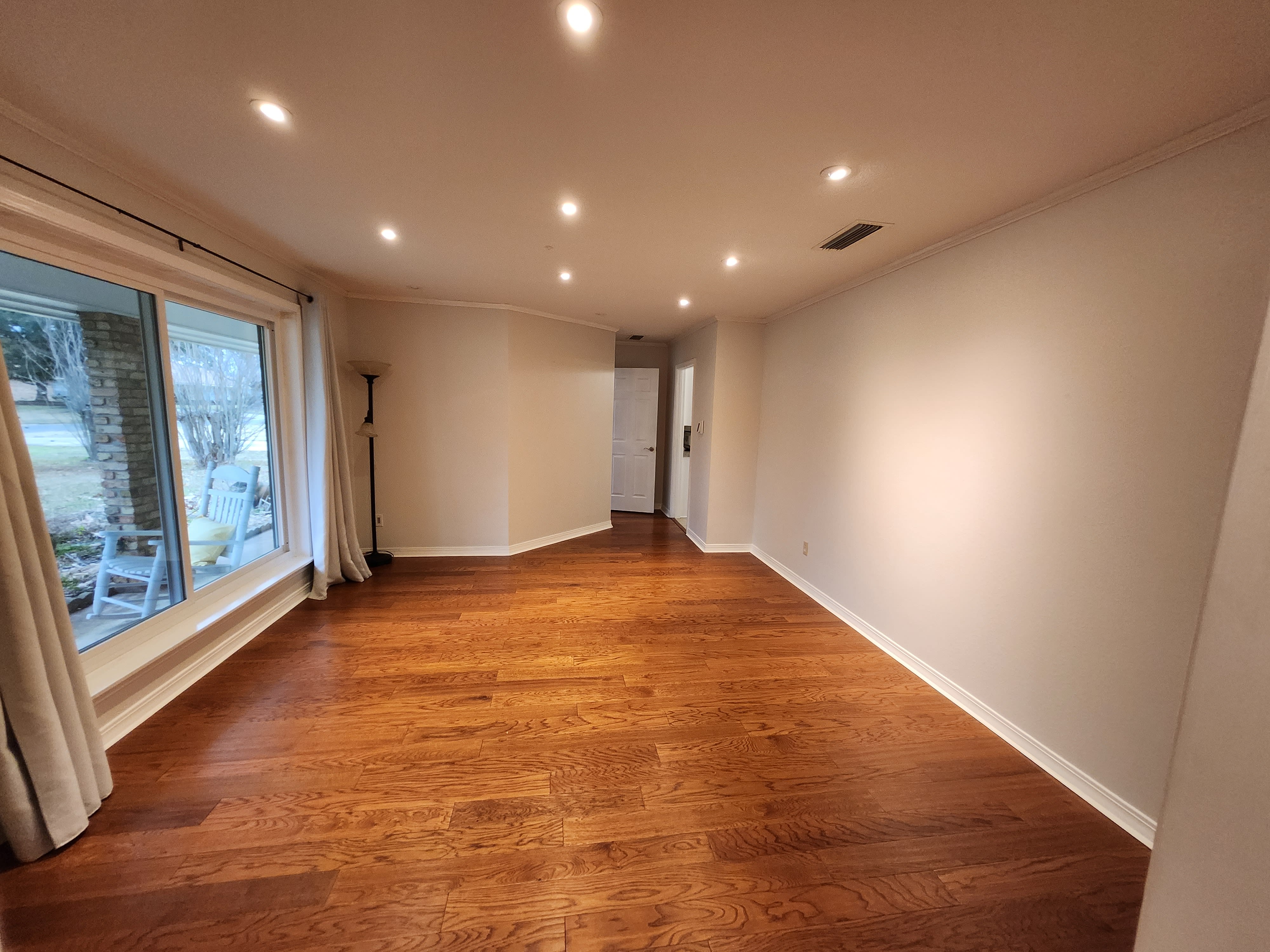 2008 Surrey Lane – photo 4