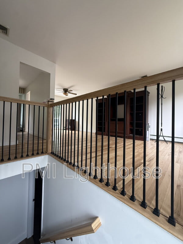 2077 Feuereisen Ave – photo 4