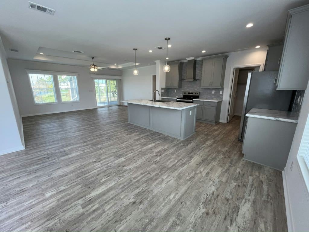 7920 Chandler Street – photo 4